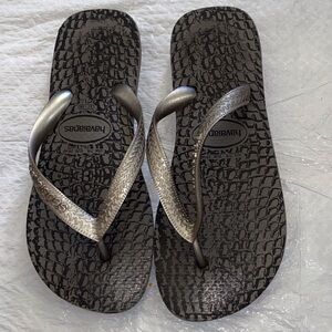 Havaianas Black Sandals with Silver Straps Size 7/8 US